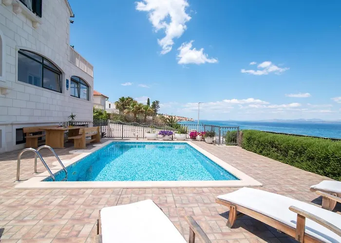 Apartments Grlica