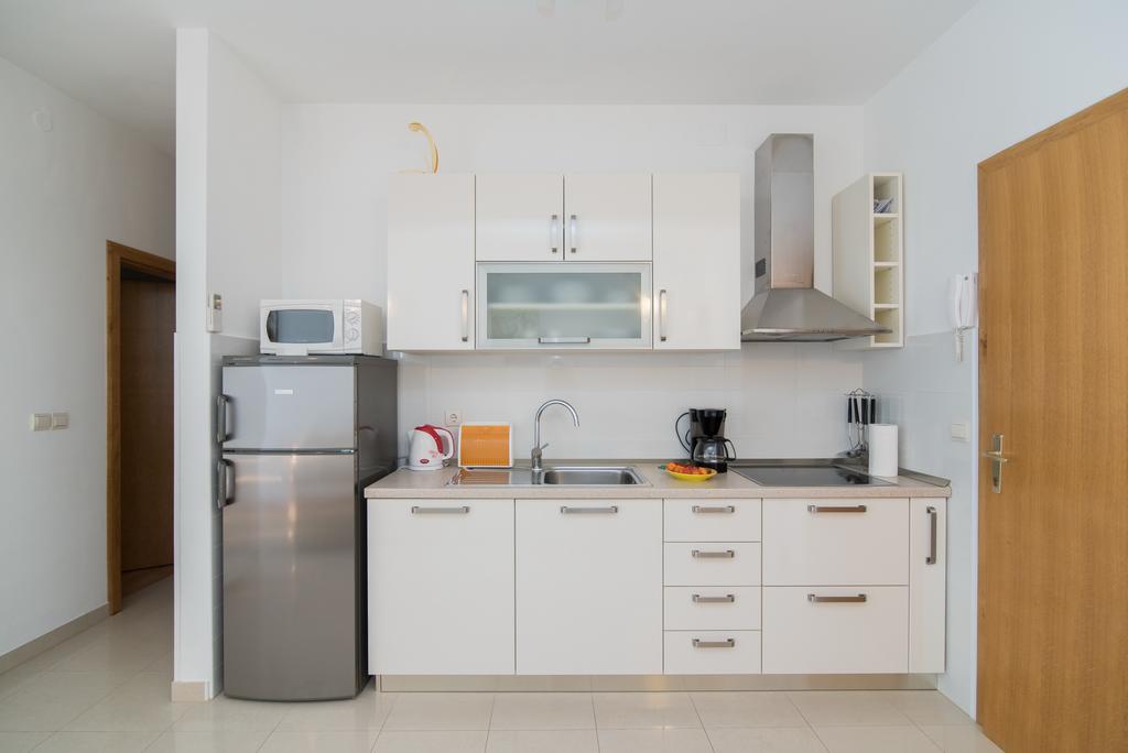 Grlica Apartment Sutivan