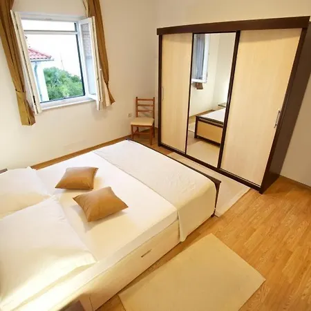 Apartments Grlica Sutivan Room photo