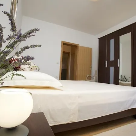 Apartments Grlica Sutivan Room photo