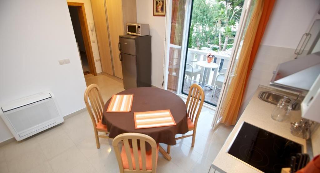 Apartmán Grlica Sutivan
